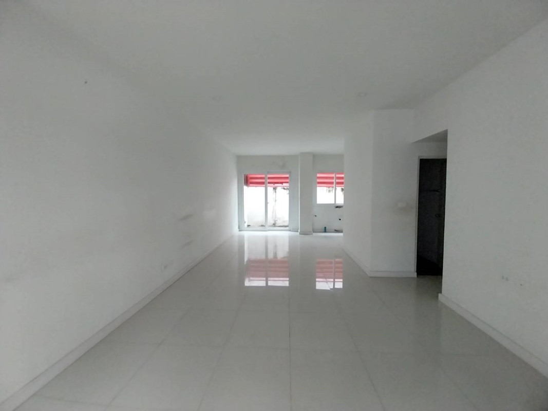 ทาวน์เฮ้าส์ เบล็ส ทาวน์ ศรีนครินทร์ – หนามแดง สมุทรปราการ บางพลี บางแก้ว 3600000