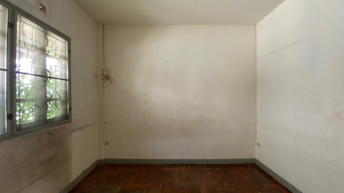 Townhouse Pathum Thani Lam Luk Ka Lat Sawai 1200000