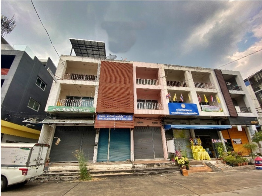 Commercial building Bangkok Don Mueang Si Kan 4950000