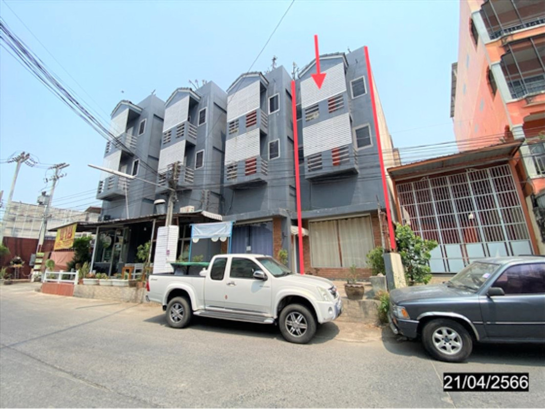 Commercial building Nakhon Sawan Mueang Nakhon Sawan Pak Nam Pho 20831000