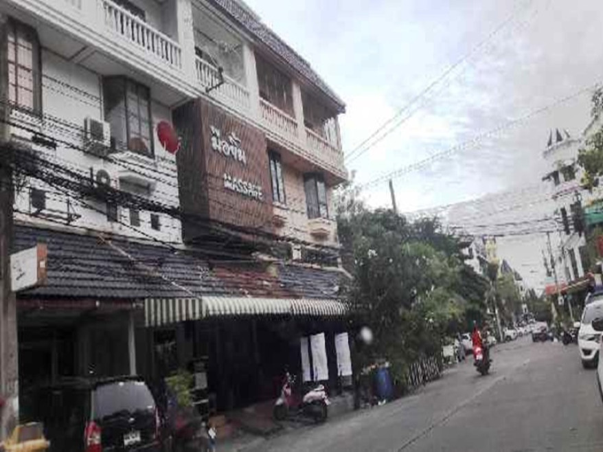 Commercial building Bangkok Bang Kapi Hua Mak 7400000