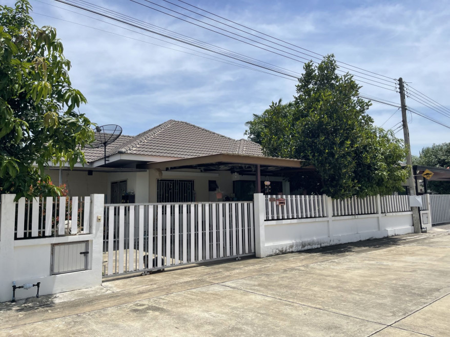 Single house Pathum Thani Thanyaburi Lam Phak Kut 2350000