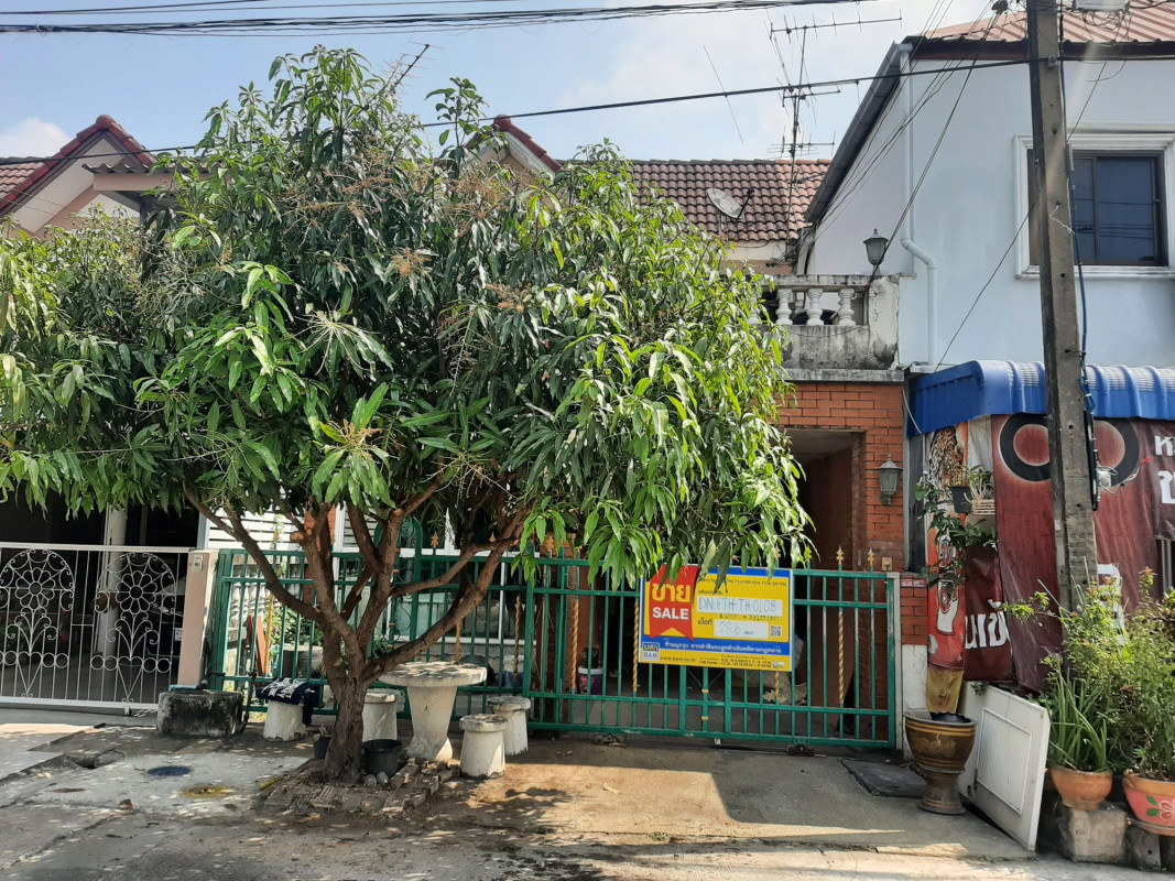 ทาวน์เฮ้าส์ อยู่เจริญ ปทุมธานี ธัญบุรี ประชาธิปัตย์ 1995000