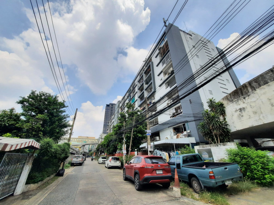 Condominium Bangkok Bang Kapi Khlong Chan 762000