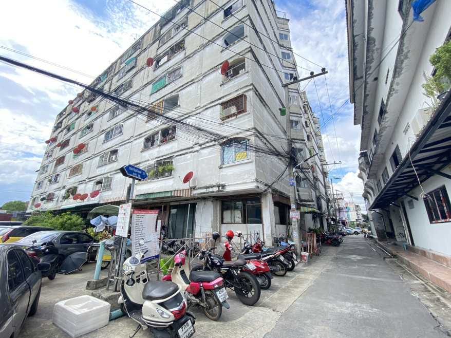 Condominium Bangkok Bangkok Noi Bang Khun Si 513000