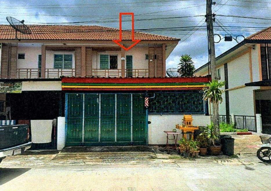 Townhouse Pathum Thani Lam Luk Ka Lat Sawai 2200000