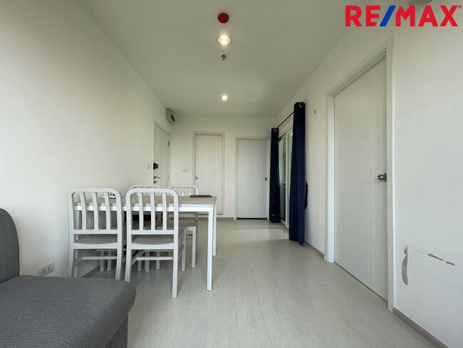 Condominium Aspire Erawan Samut Prakan Mueang Samut Prakan Pak Nam 3800000