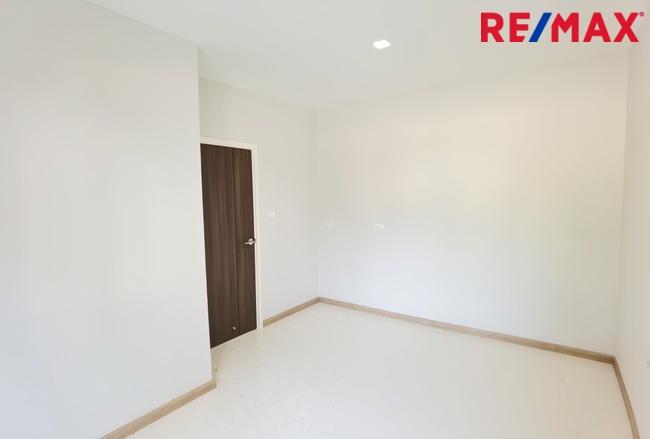 บ้านเดี่ยว ซื่อตรง พรีเมี่ยม บางบัวทอง นนทบุรี บางบัวทอง ละหาร 8490000