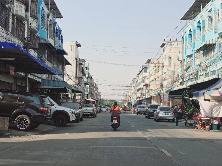 อาคารพาณิชย์ หมู่บ้านพงษ์ศิริชัย สมุทรสาคร กระทุ่มแบน อ้อมน้อย 2310000