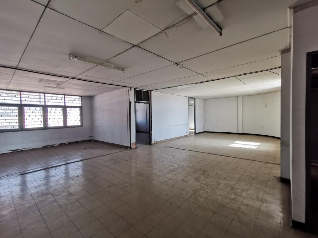 Misc. Sakon Nakhon Mueang Sakon Nakhon That Choengchum 24400000