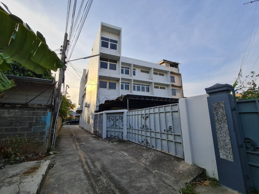 อื่นๆ สำนักงาน เพชรบุรี เพชรบุรี เมืองเพชรบุรี คลองกระแซง 22960000