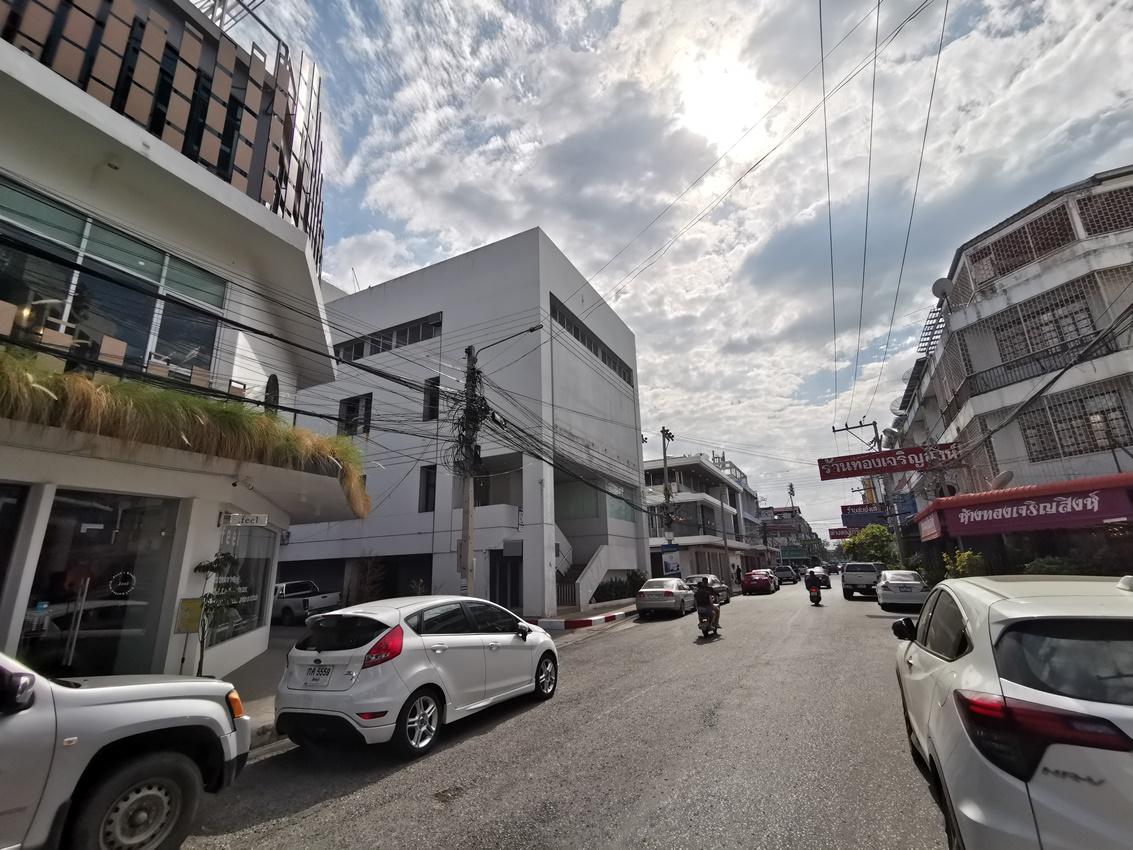 อื่นๆ สำนักงาน สิงห์บุรี สิงห์บุรี เมืองสิงห์บุรี บางพุทรา 21660000