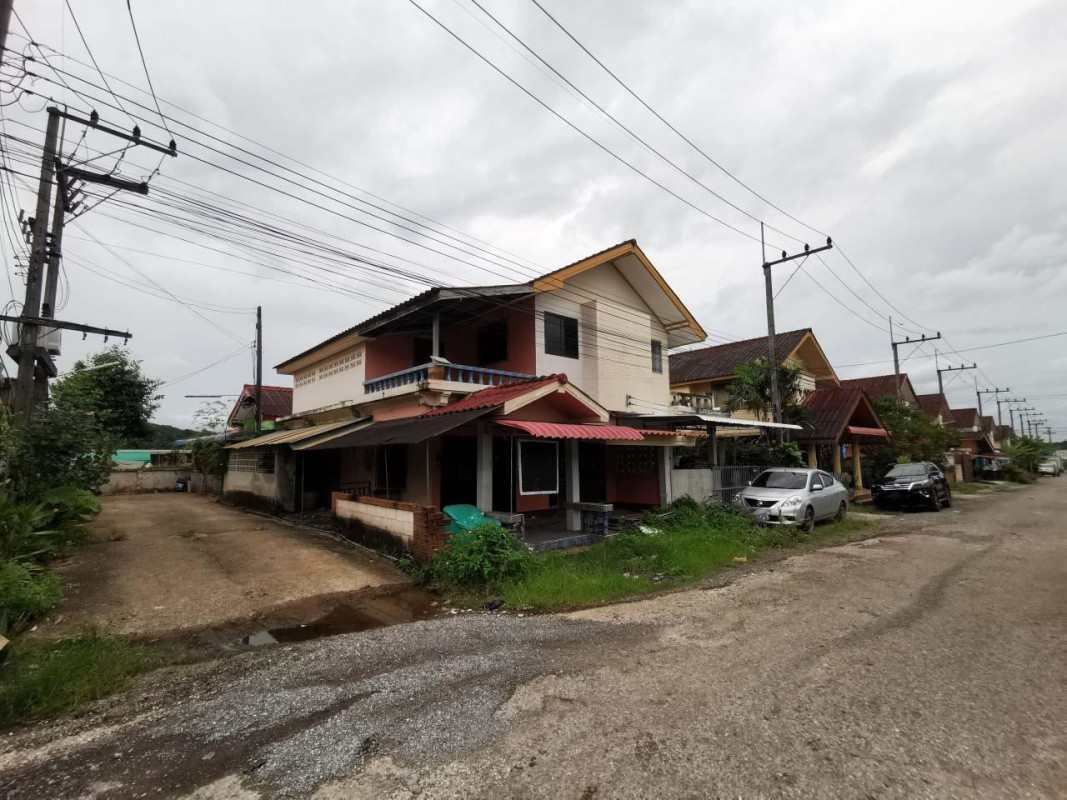 Twin house Chumphon Lang Suan Wang Tako 1170000