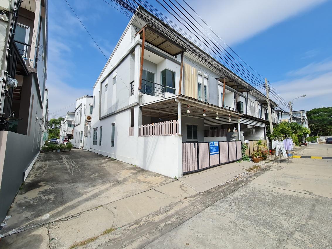 ทาวน์เฮ้าส์ เมดิโอ้ นิมิตใหม่ กรุงเทพมหานคร คลองสามวา ทรายกองดิน 2850000