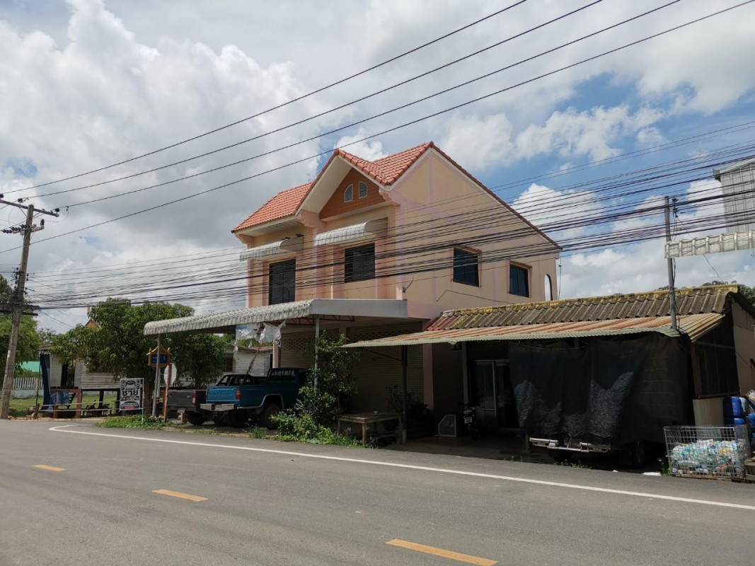 อื่นๆ อาคารพาณิชย์ พิชัย อุตรดิตถ์ อุตรดิตถ์ พิชัย บ้านหม้อ 4024000