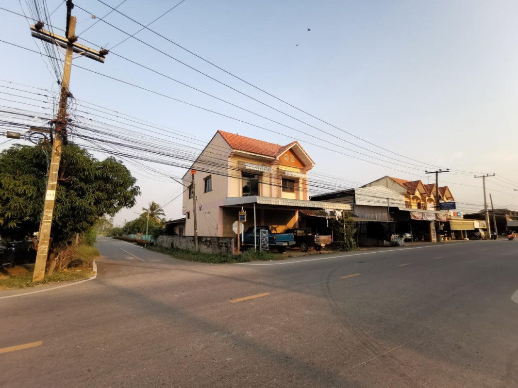 อื่นๆ อาคารพาณิชย์ พิชัย อุตรดิตถ์ อุตรดิตถ์ พิชัย บ้านหม้อ 4024000