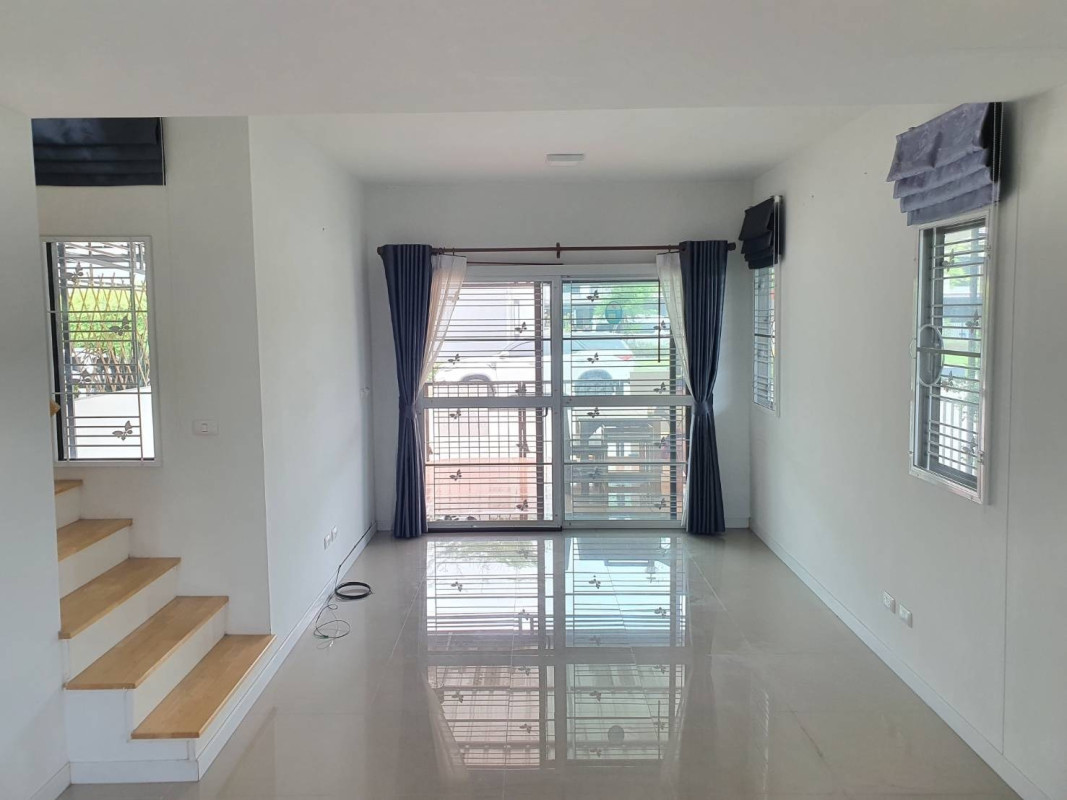 Townhouse Pathum Thani Khlong Luang Khlong Sam 2690000