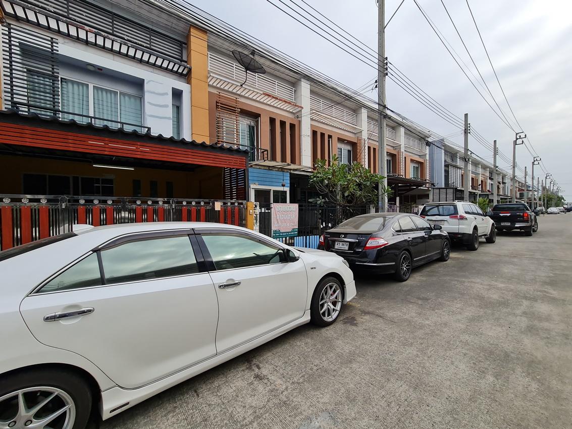 ทาวน์เฮ้าส์ อาร์ เค พาร์ค รามอินทรา-คู้บอน กรุงเทพมหานคร คลองสามวา บางชัน 2700000