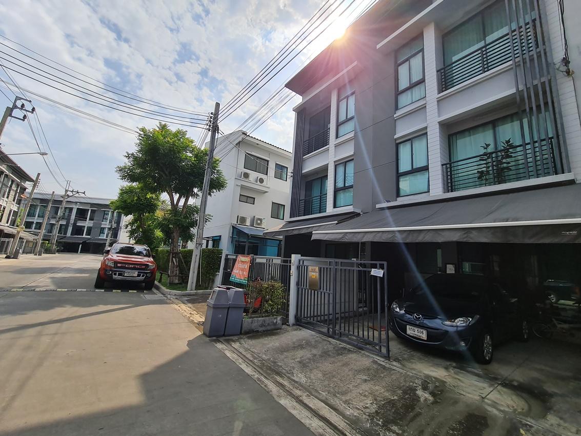 ทาวน์เฮ้าส์ บ้านกลางเมือง งามวงศ์วาน กรุงเทพมหานคร หลักสี่ ทุ่งสองห้อง 6000000
