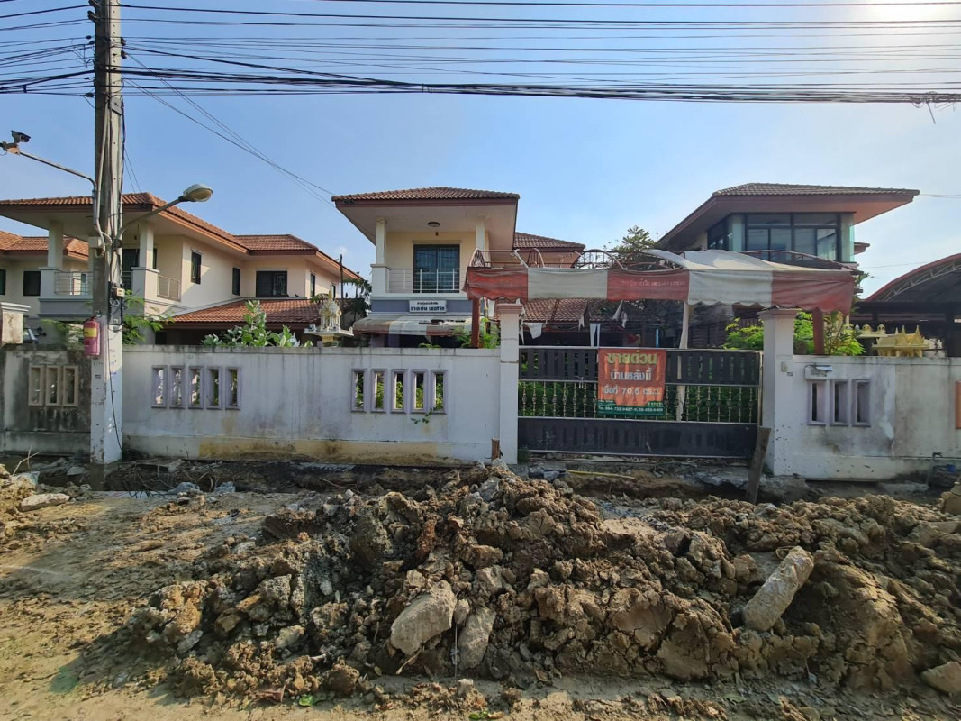 Single house Pathum Thani Lat Lum Kaeo Khlong Phra Udom 2500000