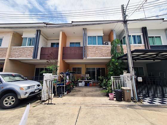ทาวน์เฮ้าส์ เดอะลิฟวิ่ง รังสิต-ติวานนท์ ปทุมธานี เมืองปทุมธานี บางพูน 2640000