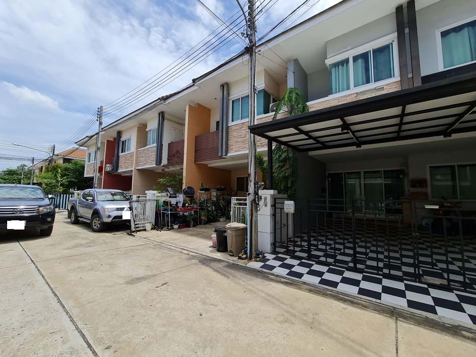 ทาวน์เฮ้าส์ เดอะลิฟวิ่ง รังสิต-ติวานนท์ ปทุมธานี เมืองปทุมธานี บางพูน 2640000