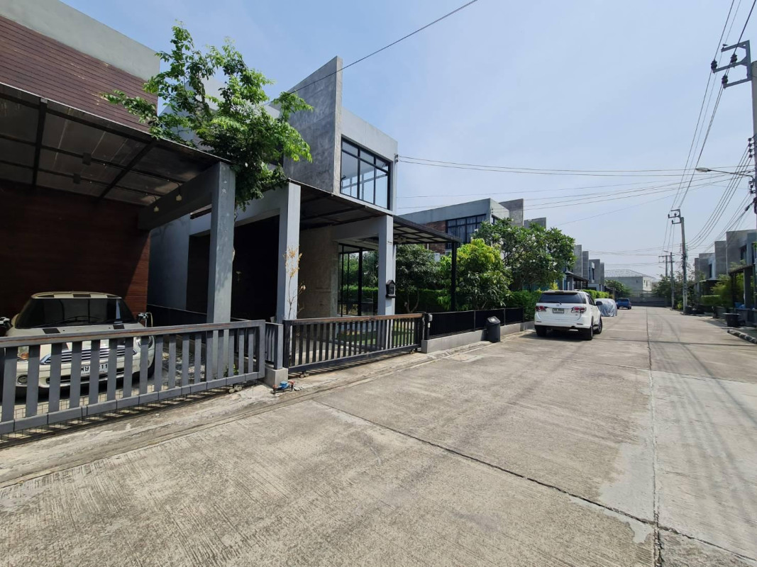 บ้านแฝด เดอะซีซั่น เพชรเกษม 69 กรุงเทพมหานคร หนองแขม หนองแขม 4620000