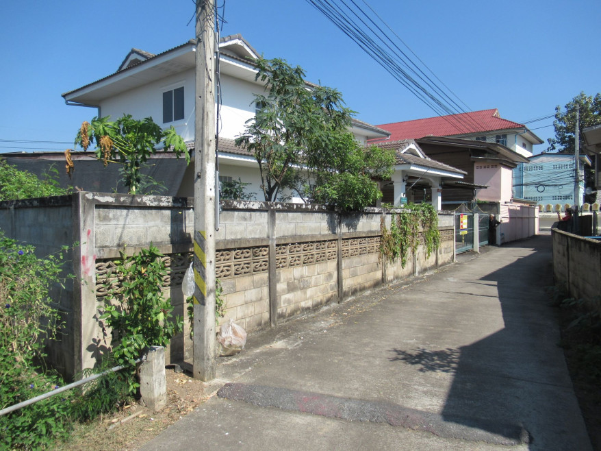 Single house Lampang Thoen Lom Raet 2117000