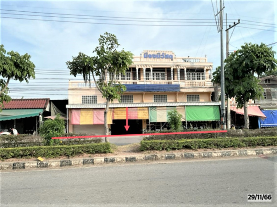 Commercial building Chaiyaphum Kaset Sombun Ban Pao 8567000