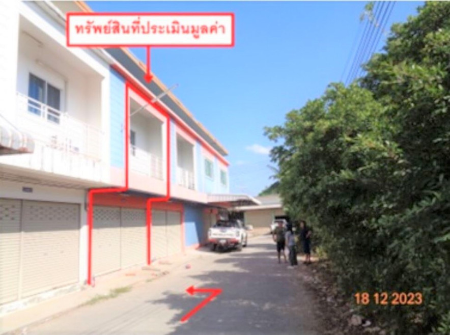 Commercial building Tak Mae Sot Tha Sai Luat 3000000
