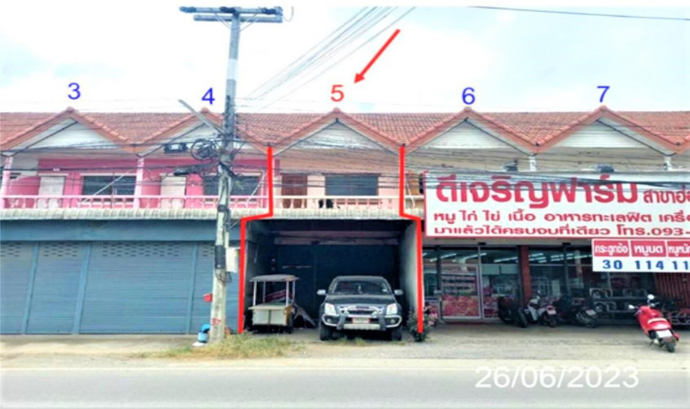 Commercial building Lamphun Mueang Lamphun Makhuea Chae 1500000