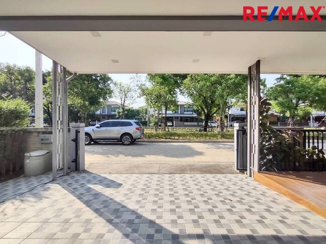 Single house Bangkok Khlong Sam Wa Sam Wa Tawan Tok 6900000
