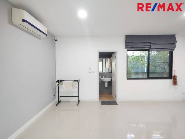 Single house Bangkok Khlong Sam Wa Sam Wa Tawan Tok 6900000