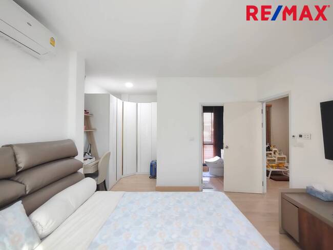 Single house Bangkok Khlong Sam Wa Sam Wa Tawan Tok 6900000