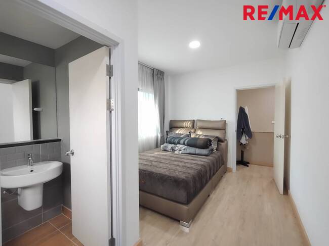 Single house Bangkok Khlong Sam Wa Sam Wa Tawan Tok 6900000