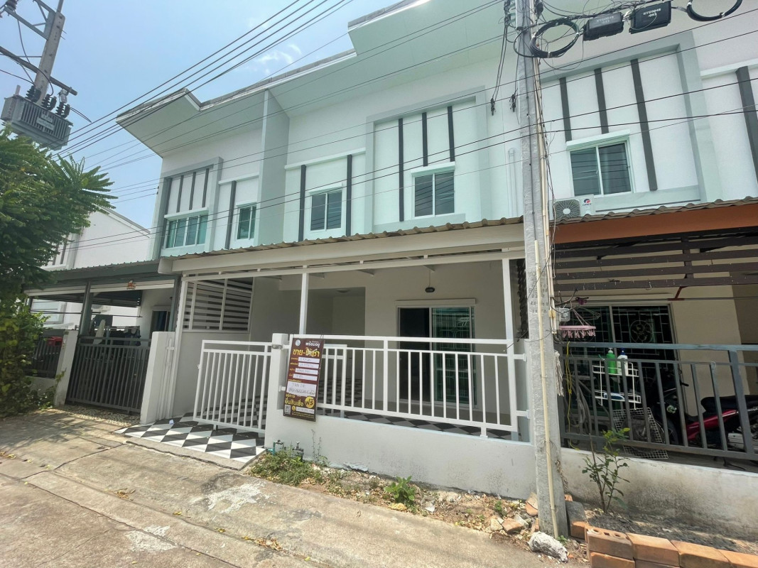 ทาวน์เฮ้าส์ หมู่บ้านไลโอ นอฟ ระยอง ปลวกแดง ปลวกแดง 1650000