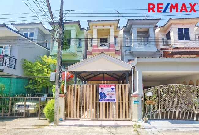 ทาวน์เฮ้าส์ มวลชนธานี บางแวก - พุทธมณฑลสาย 2 กรุงเทพมหานคร บางแค บางไผ่ 2250000