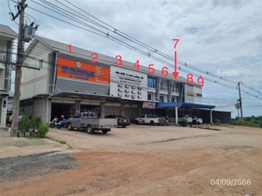 Commercial building Rayong Mueang Rayong Noen Phra 4500000