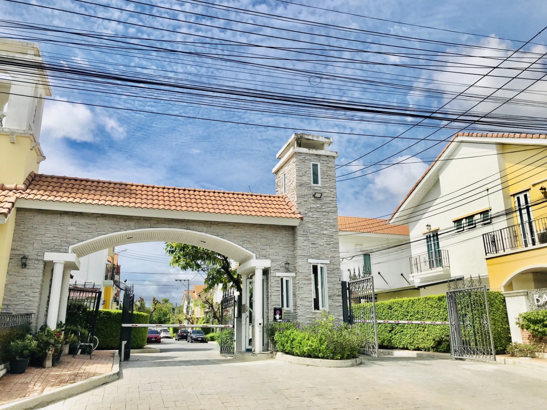 Townhouse Baan Pieamsuk Tuscany, Phatthanakan 44 Bangkok Suan Luang Phatthanakan 4300000