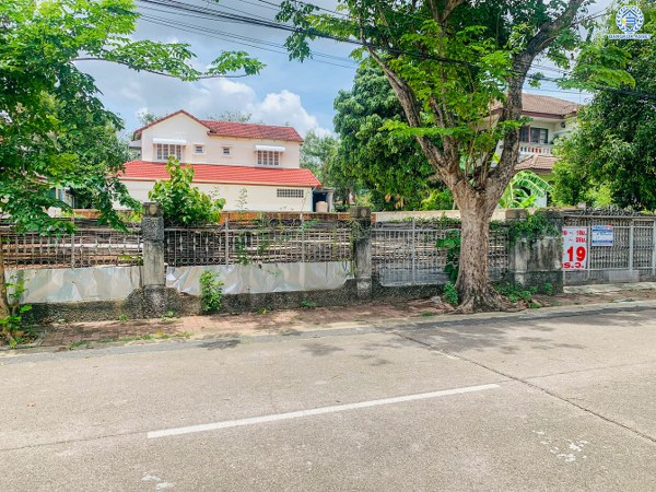 ที่ดินเปล่า ลดาวัลย์ ปิ่นเกล้า-บรมราชชนนี กรุงเทพมหานคร ทวีวัฒนา ศาลาธรรมสพน์ 6290000