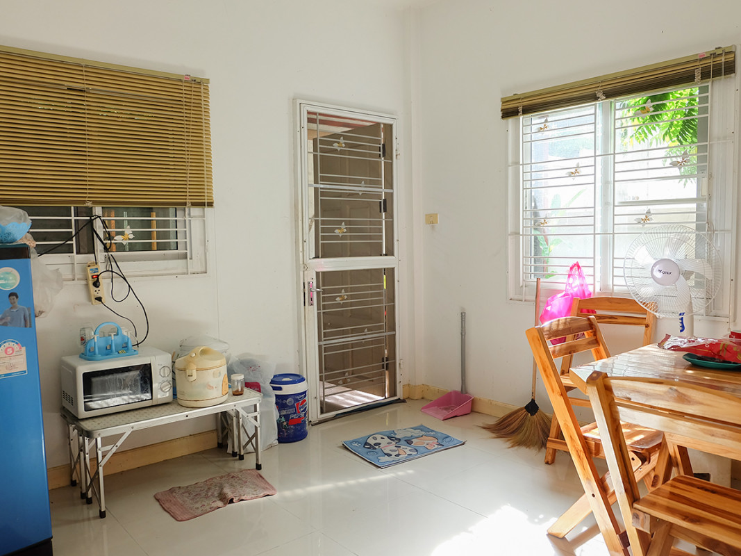 บ้านแฝด พรนรินทร์ ชลบุรี ศรีราชา สุรศักดิ์ 2090000