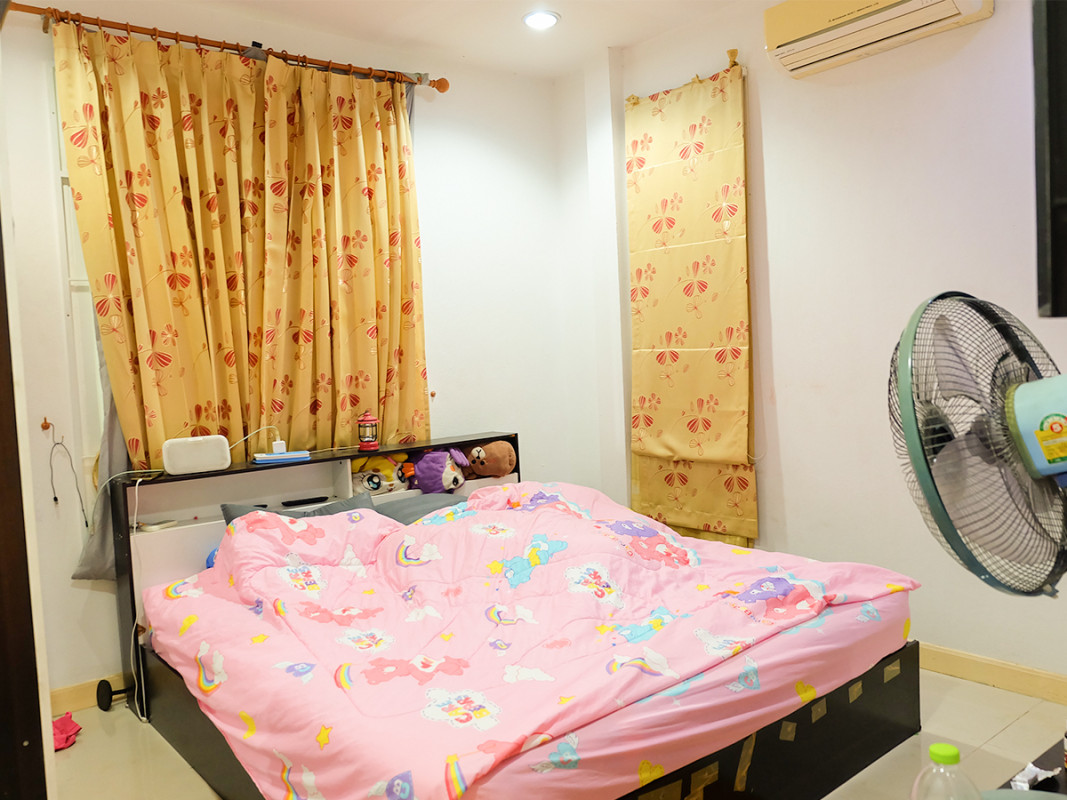 บ้านแฝด พรนรินทร์ ชลบุรี ศรีราชา สุรศักดิ์ 2090000