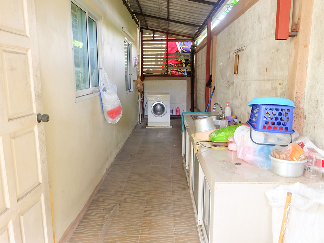 บ้านแฝด พรนรินทร์ ชลบุรี ศรีราชา สุรศักดิ์ 2090000
