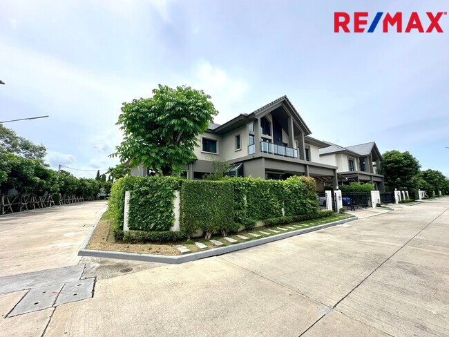 บ้านเดี่ยว บางกอก บูลเลอวาร์ด ปิ่นเกล้า - เพชรเกษม นครปฐม สามพราน กระทุ่มล้ม 12500000