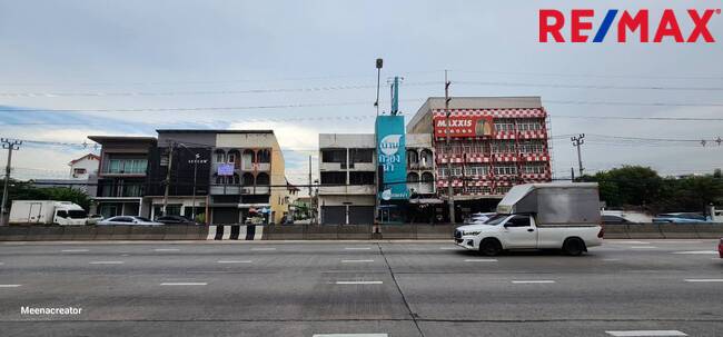 Commercial building Nonthaburi Mueang Nonthaburi Talat Khwan 4500000