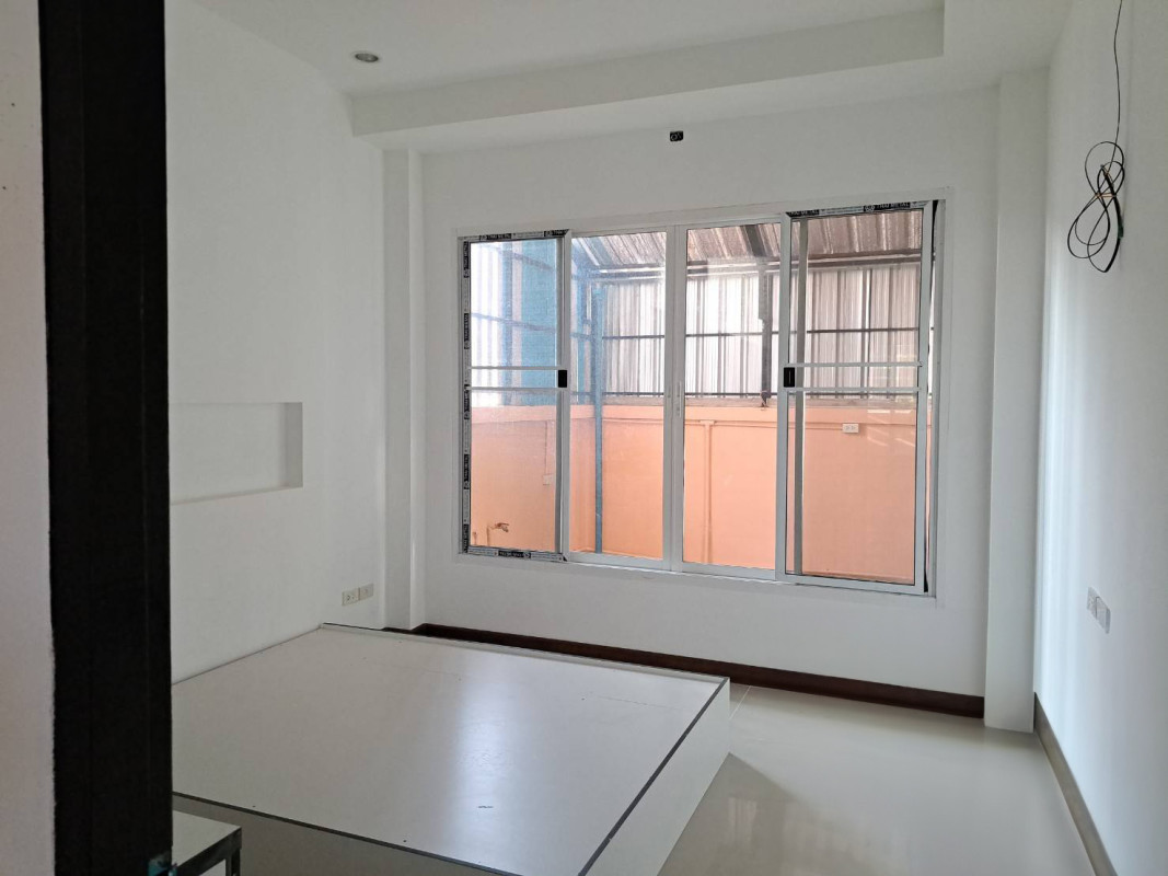 Townhouse Chiang Mai San Sai San Sai Luang 1350000