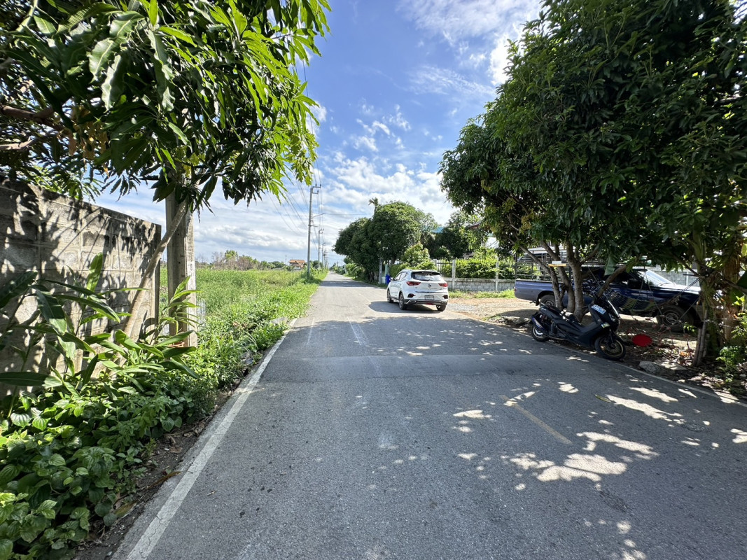 ที่ดินเปล่า นนทบุรี บางบัวทอง ละหาร 2850000