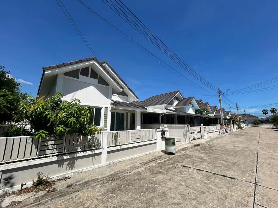 Townhouse Chon Buri Phan Thong Nong Tamlueng 2150000