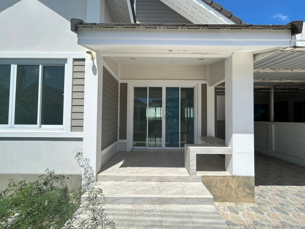 Townhouse Chon Buri Phan Thong Nong Tamlueng 2150000