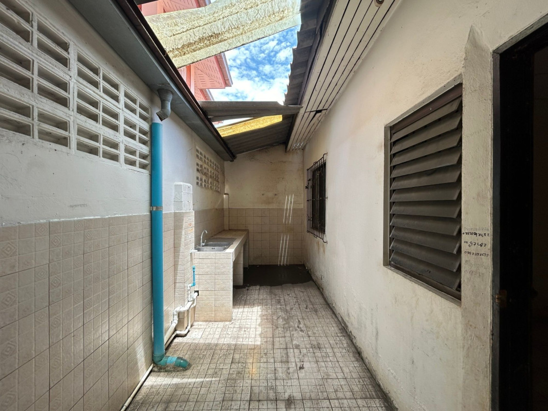 Townhouse Chon Buri Bang Lamung Na Kluea 1700000